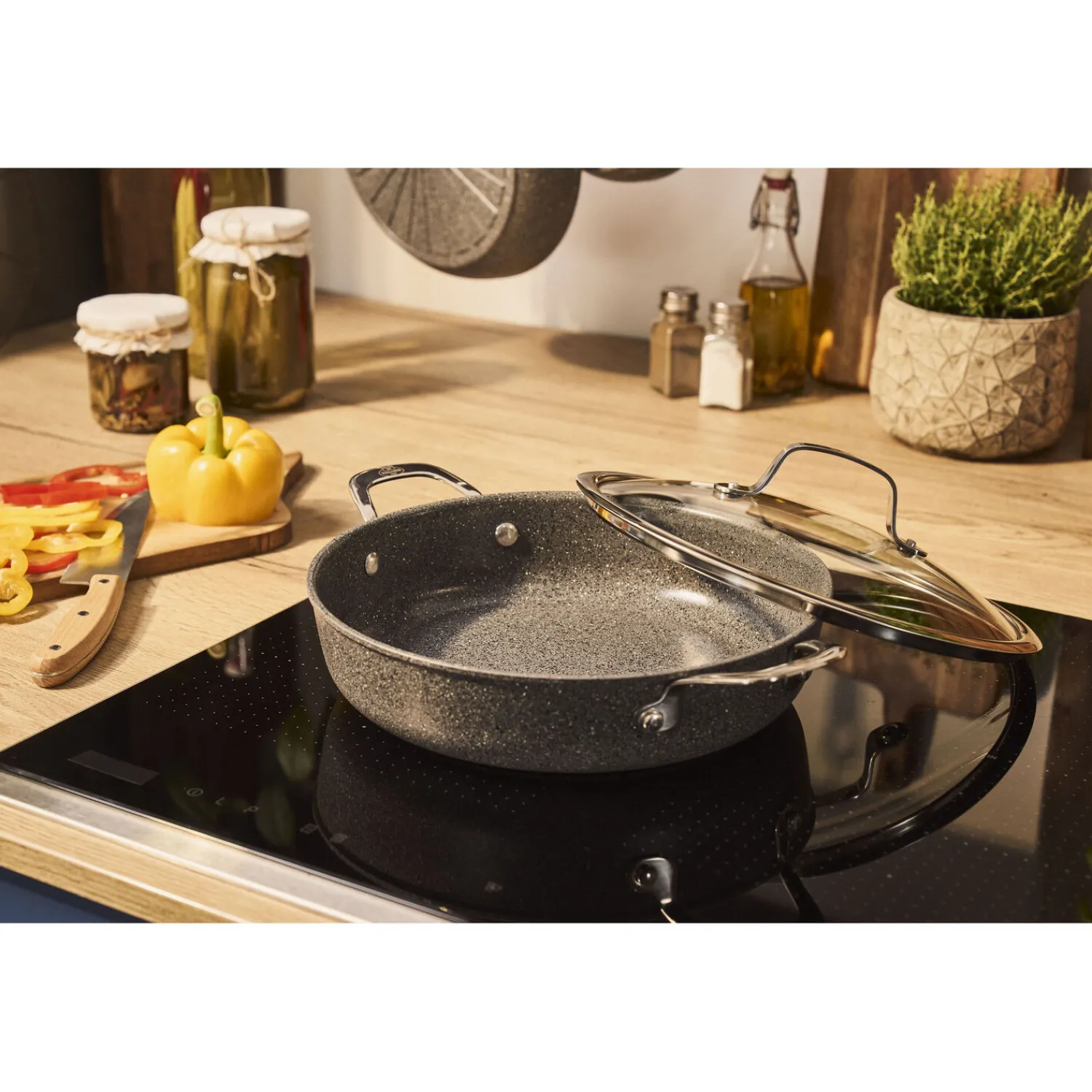 BALLARINI Sauteuse avec poignée avec couvercle, 28 cm, Aluminium, Revêtement antiadhésif en céramique renforcée en titane Online
