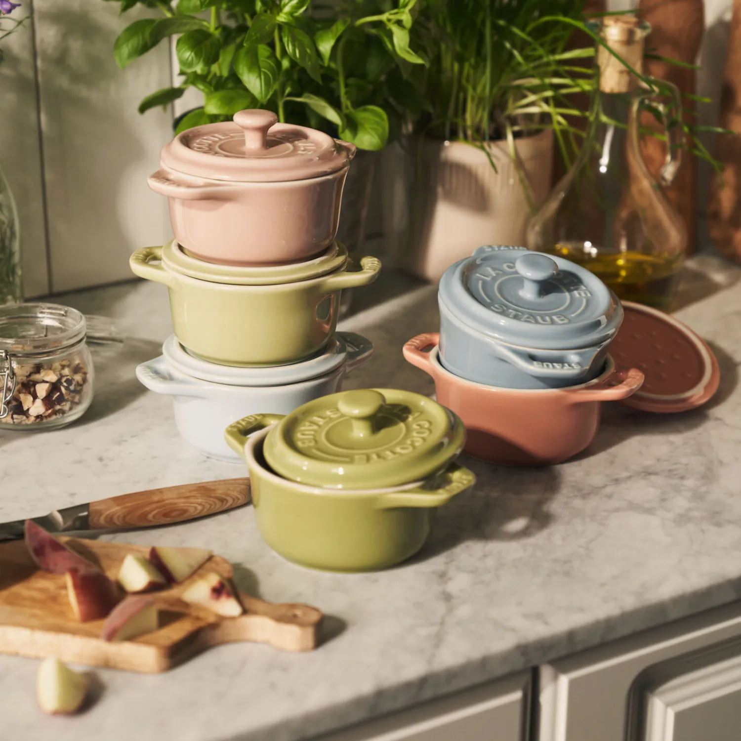 Staub Set cocottes macaron 6-pcs, Rond(e), Couleurs mélangées, Céramique Online