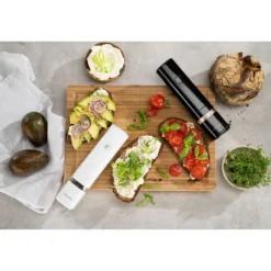 ZWILLING Set de cuisine avec moulins à épices, tire-bouchon et cocotte rouge, 4-pcs. Discount