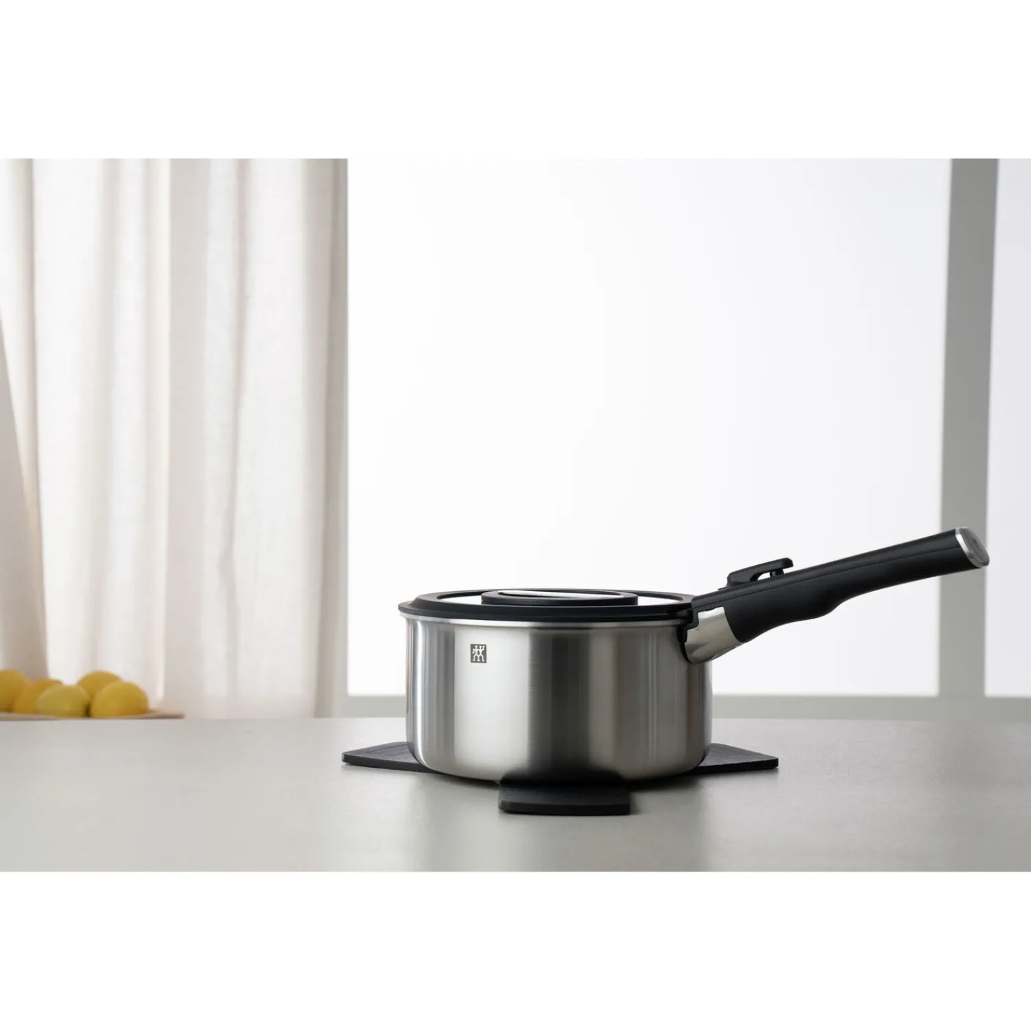 ZWILLING Set de démarrage avec poêles, casseroles, bols, couvercles et accessoires, 15-pcs Clearance