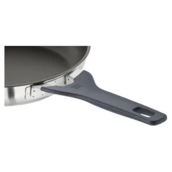 ZWILLING Set de poêles avec poêle de 28cm, poêle de 24cm et spatule en silicone, 3-pcs. Sale