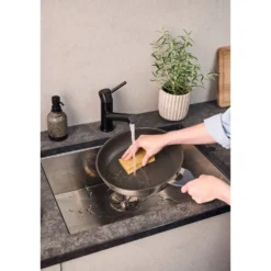 ZWILLING Set de poêles avec poêle de 28cm, poêle de 24cm et spatule en silicone, 3-pcs. Sale