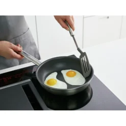 ZWILLING Set de poêles avec poêle de 28cm, poêle de 24cm et spatule en silicone, 3-pcs. Sale