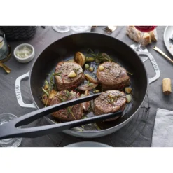Staub Set d’accessoires de cuisine avec une pince, une cuillère multi-usages et une cuillère à servir, 3-pcs. Best