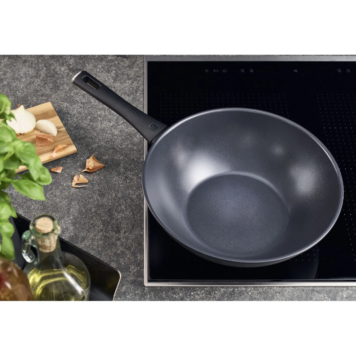 ZWILLING Wok, 30 cm, Aluminium, Revêtement antiadhésif en céramique renforcée en titane Online